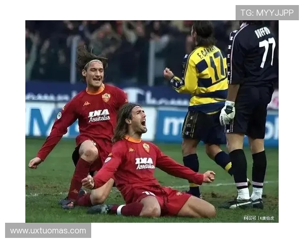 托蒂回忆2004年险些加盟皇马最终选择坚守罗马因热爱球迷 托蒂回忆2004年险些加盟皇马最终选择坚守罗马因热爱球迷