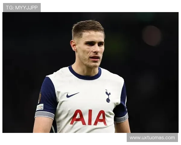 皇马再次豪掷引热议蹲坑式操作签下范德芬引发球迷疯狂讨论 皇马再次豪掷引热议蹲坑式操作签下范德芬引发球迷疯狂讨论